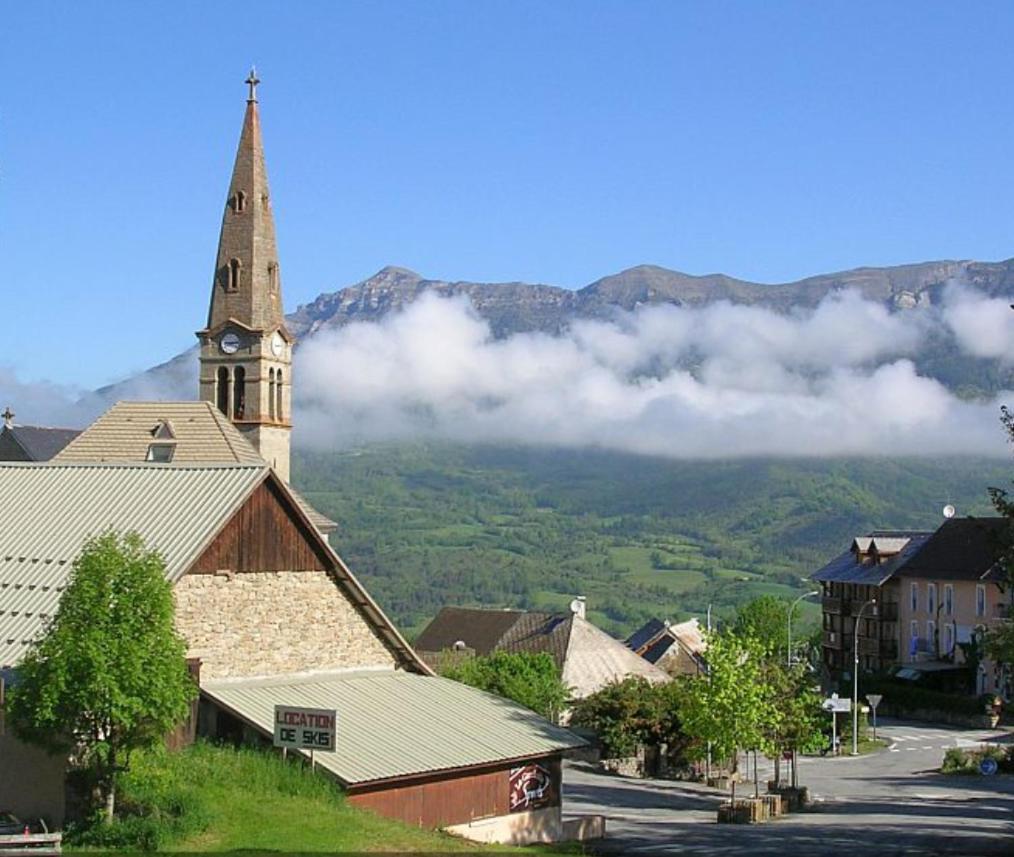 Les Gites De L'E.D.E. Saint-Leger-les-Melezes Dış mekan fotoğraf